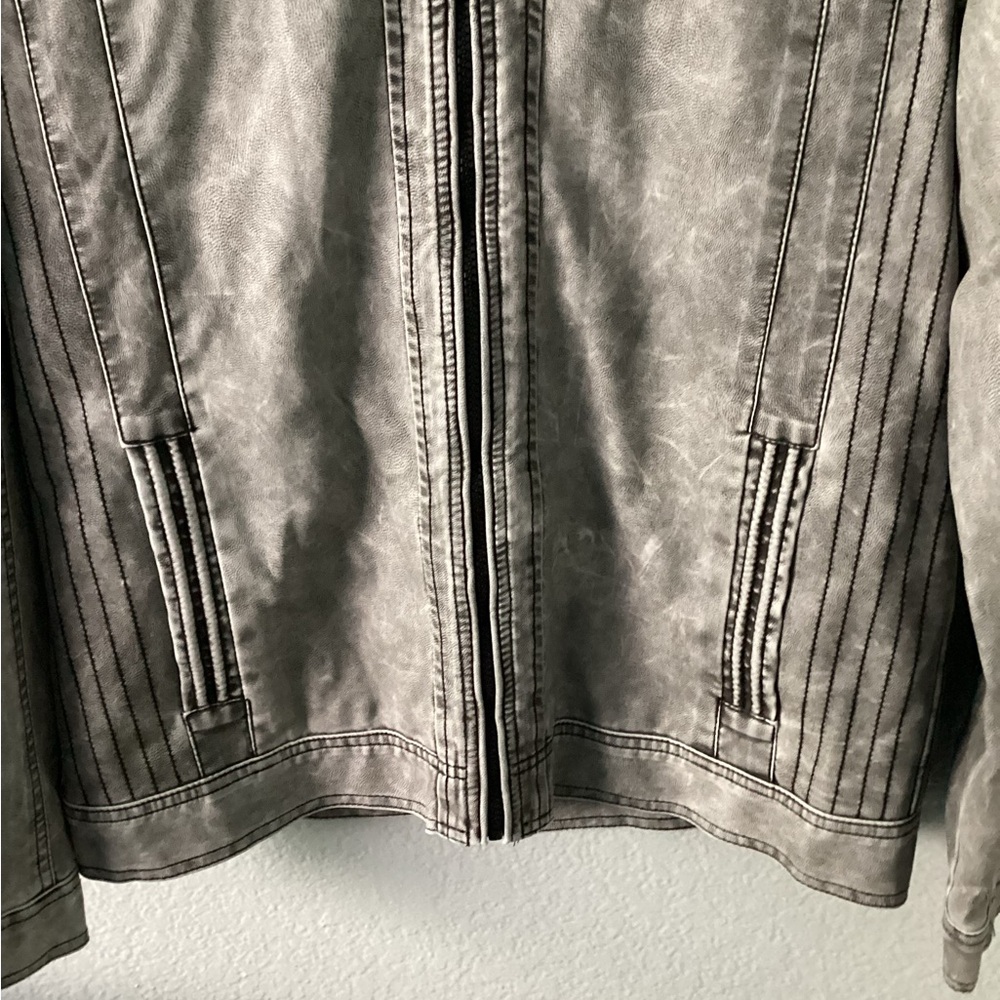 BKE Jacket - Picture 5 of 6